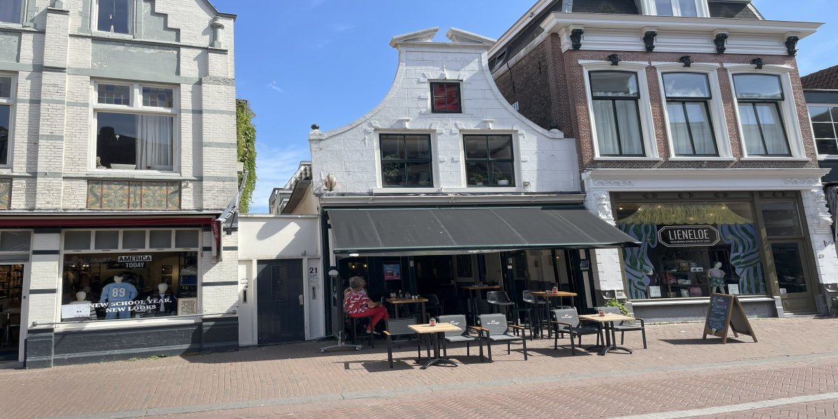Cafe in den Koffer